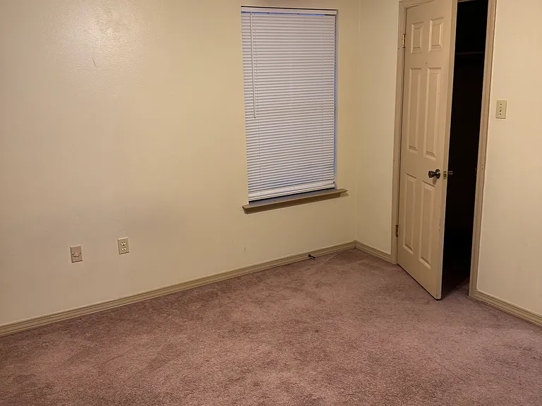 7051 Perkins Place Ct #B — Photo 20