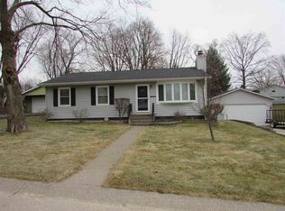 243 Cherry Ct, Silvis, IL 61282