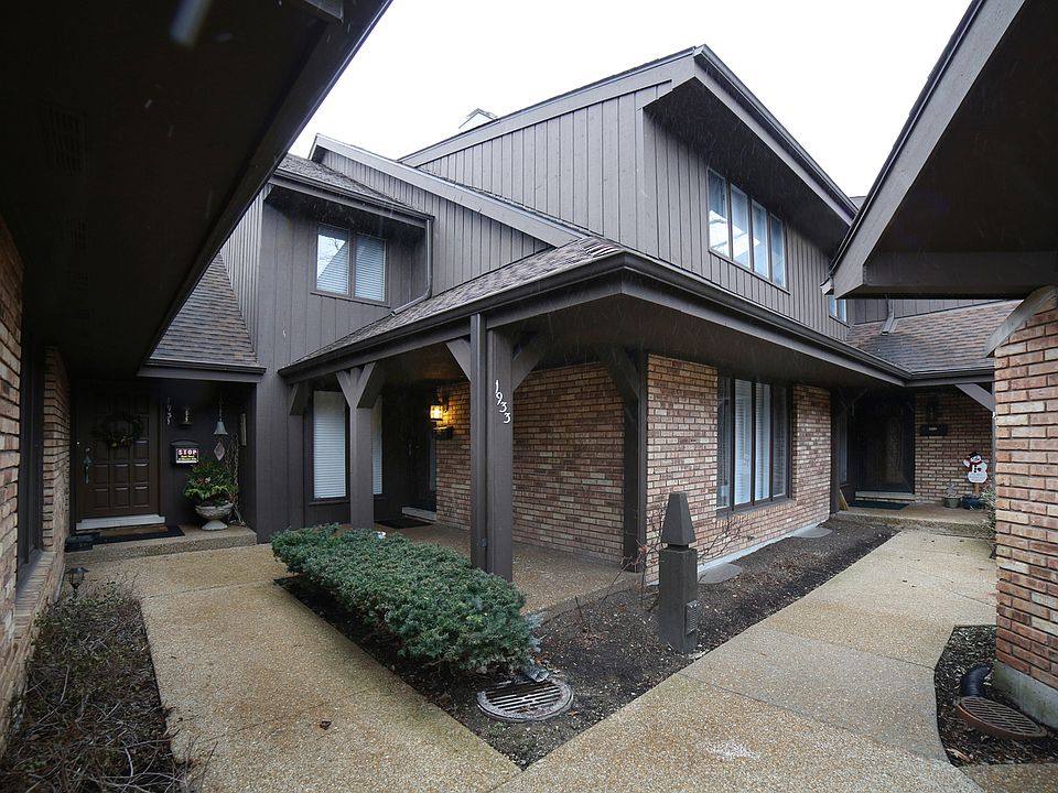 1st image of 1933 Mission Hills Ln
