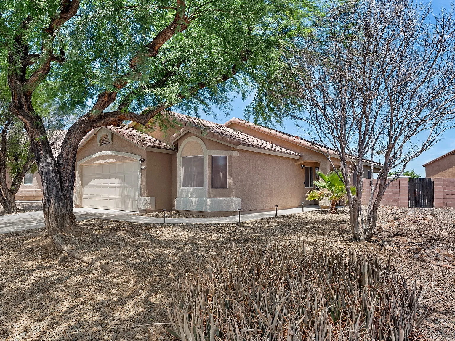 3 bed, 1561 sqft, $2,400 — Photo 4