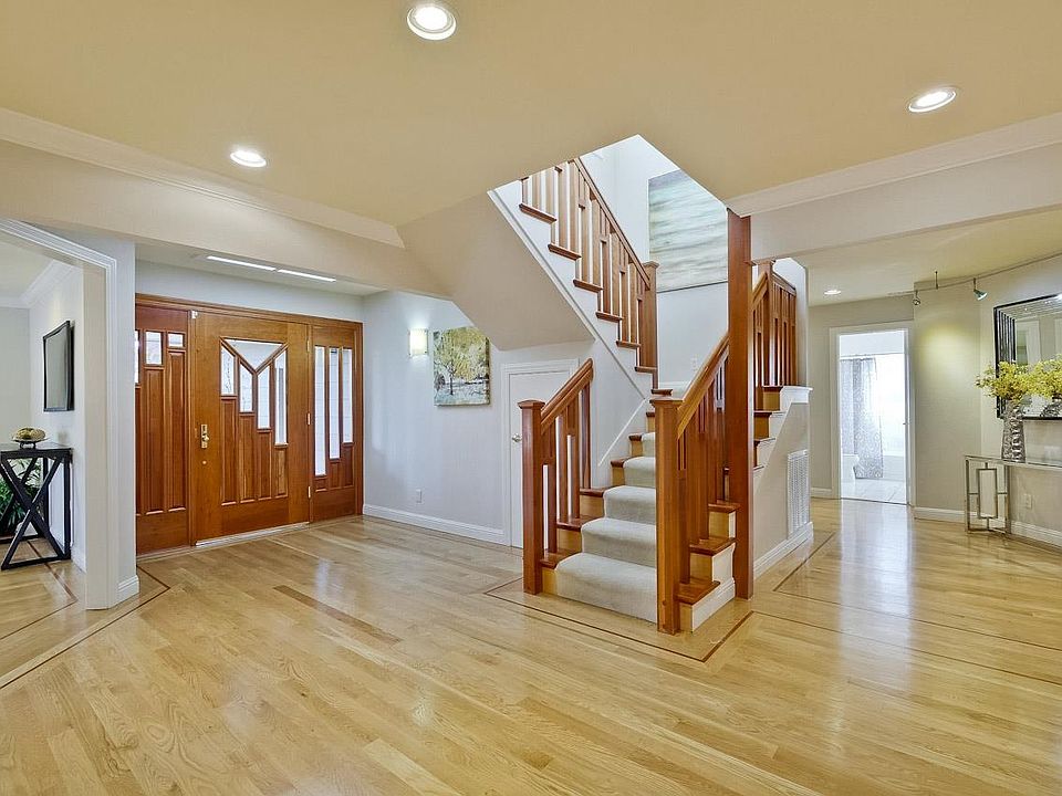 1st image of 1181 Yorkshire Ct