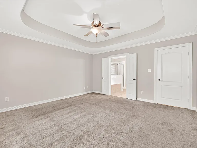 127 Monterrey Rd W — Photo 25