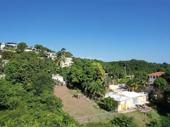 Number 28 Destino, Vieques, PR 00765