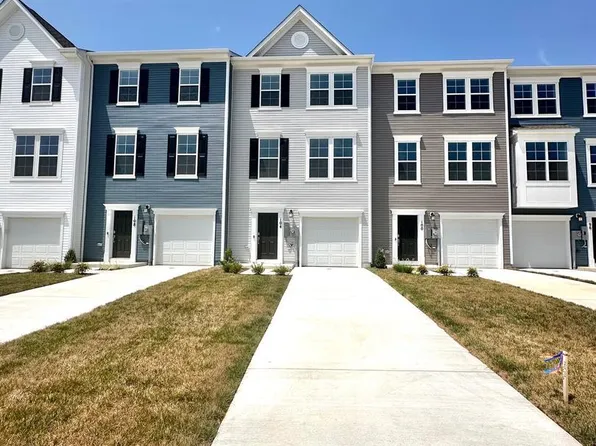 104 Cooperage Rd, Inwood, WV 25428