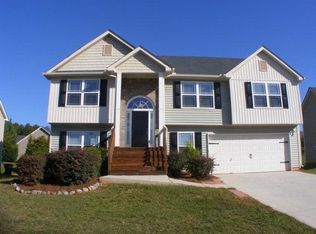 102 Lighthouse Way, Winder, GA 30680