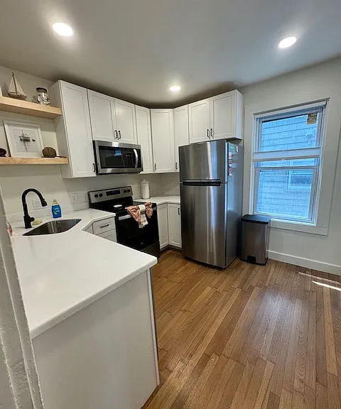 25 Fair St #1 — Photo 3