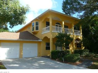 1243 Plumosa Dr, Fort Myers, FL 33901