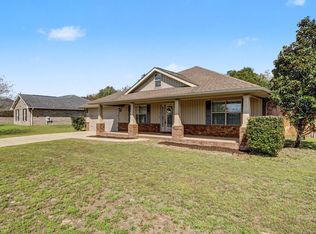 2395 Barberee Dr, Crestview, FL 32536