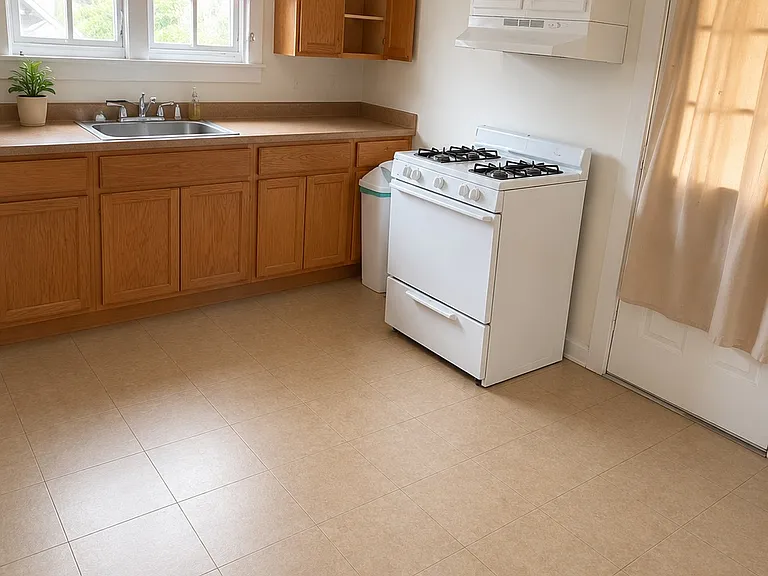 33 Lincoln St #1 — Photo 6