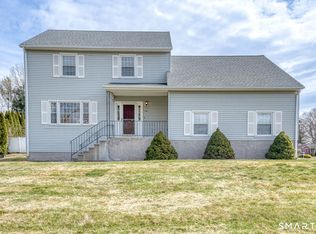 148 Kimberley Rd, Newington, CT 06111