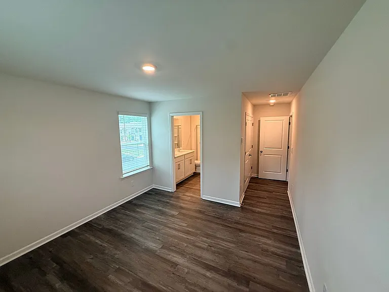 5167 Hyrule Dr — Photo 29