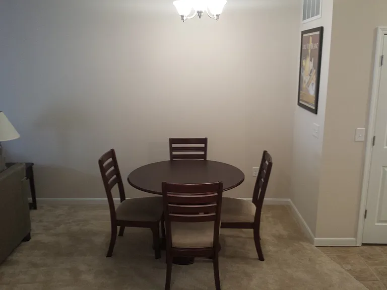Aquamarine Apartments — Photo 18