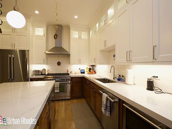 5th image of 4133 N Kenmore Ave #1S