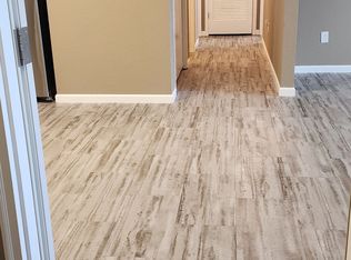 1116 Cypress St #1, Highland, IL 62249