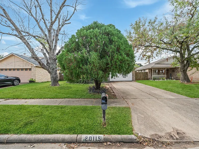 20115 Raingate Ln — Photo 3
