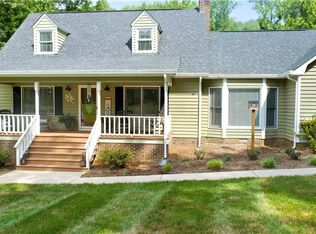 105 Weaver St, Randleman, NC 27317