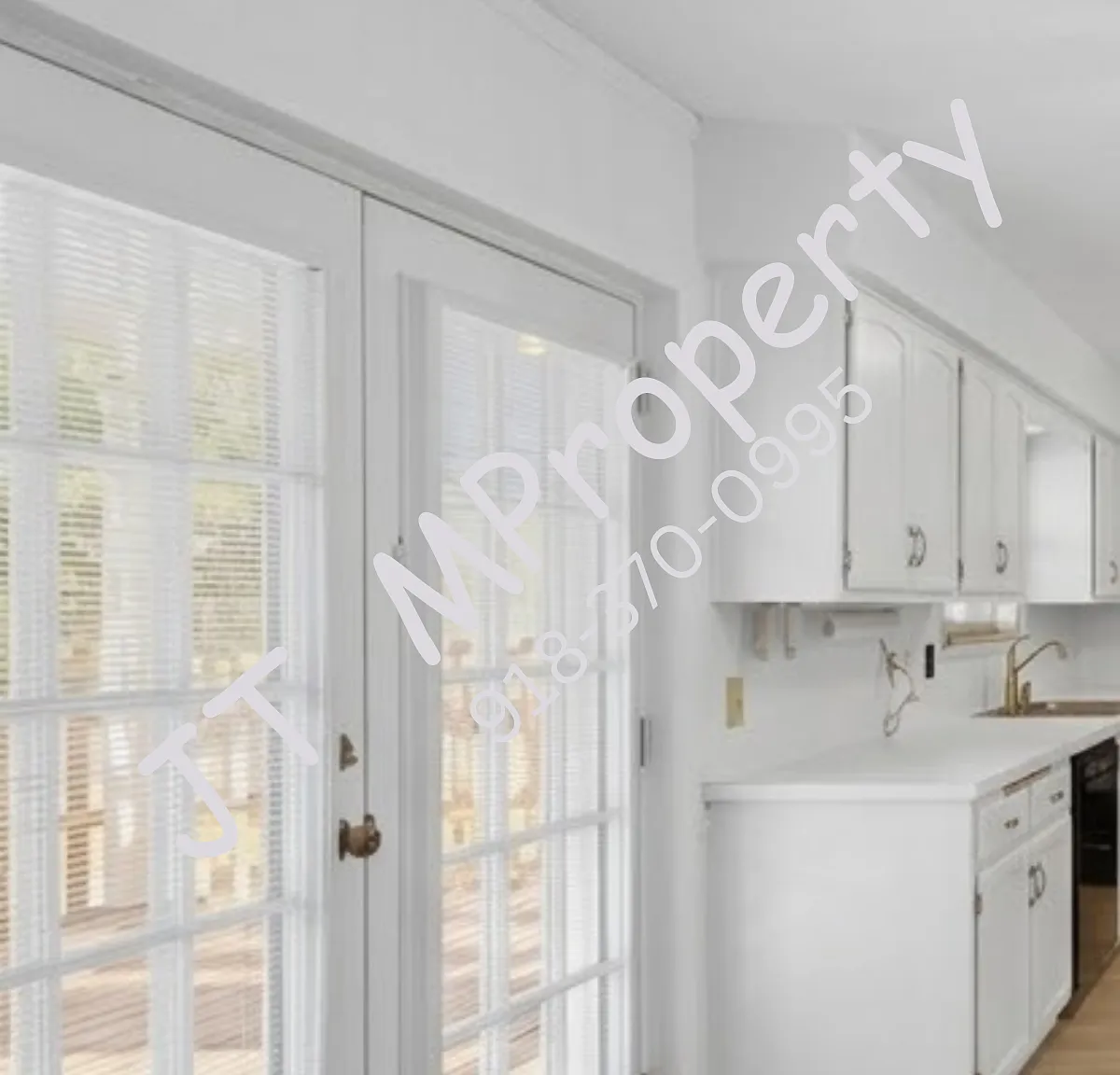 3 bed, 1377 sqft, $1,800 — Photo 4