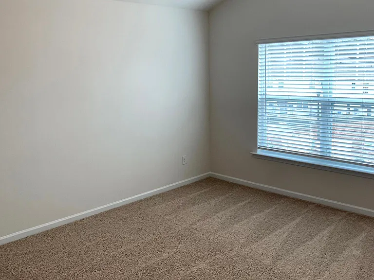 447 Sea Grit Ct — Photo 14