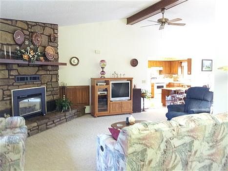 3rd image of 3 Hadrian Ln
