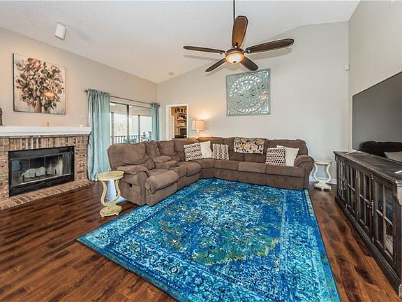 3rd image of 3098 Landmark Blvd APT 2105