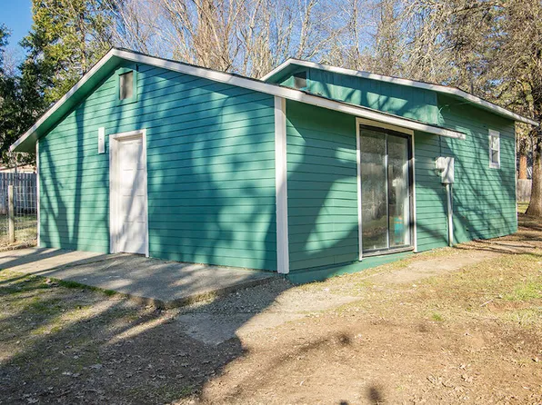 157 Cheslock Rd, Grants Pass, OR 97527