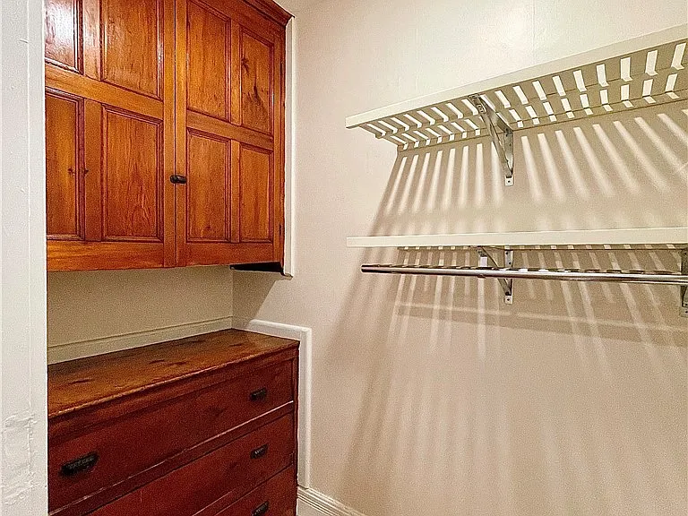 365 Green St — Photo 28