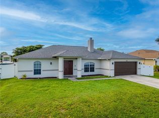 1910 NW 14th Ter, Cape Coral, FL 33993