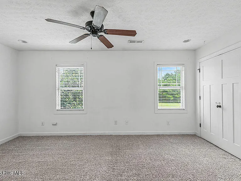 105 Kenan Loop — Photo 19