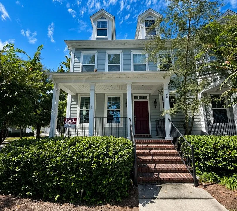 301 Lake View Dr