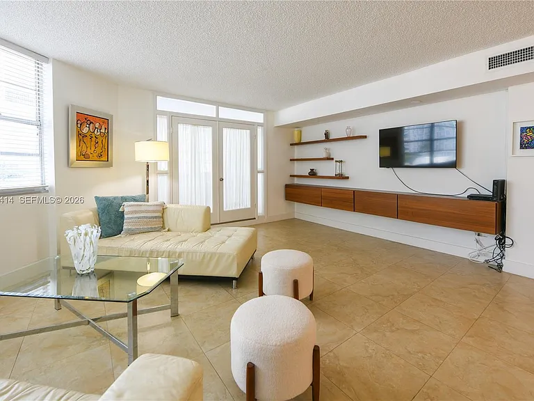 801 Brickell Bay Dr #1462 — Photo 10