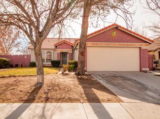 2354 E Kettering St, Lancaster, CA 93535