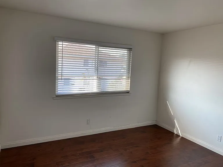 1767 Fullerton Rd #4 — Photo 9
