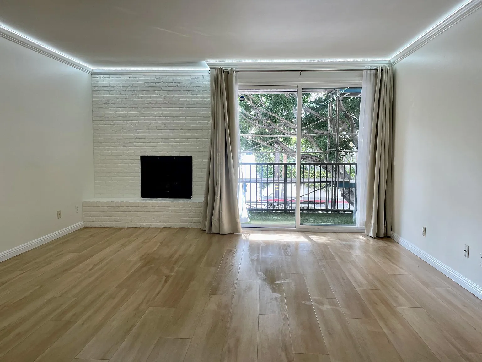 3231 Cheviot Vista Pl — Photo 2