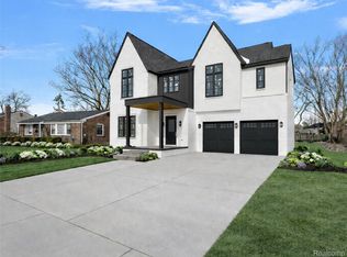 1909 W Melton Rd, Birmingham, MI 48009