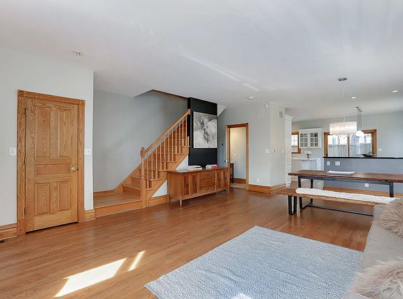 4th image of 907 South Blvd APT 1