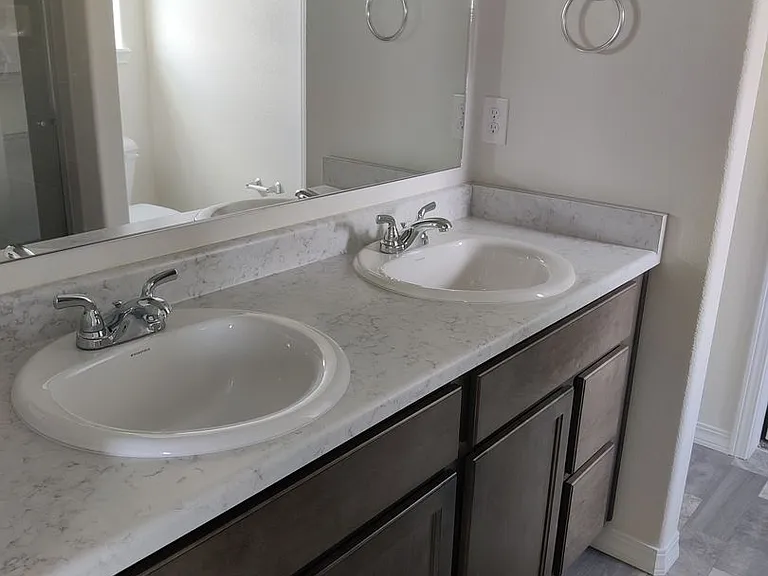 4649 Zircon Dr — Photo 24