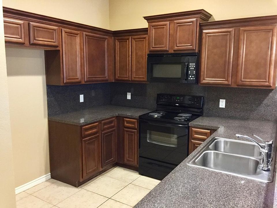 2nd image of 8367-8369 Garrett Dr
