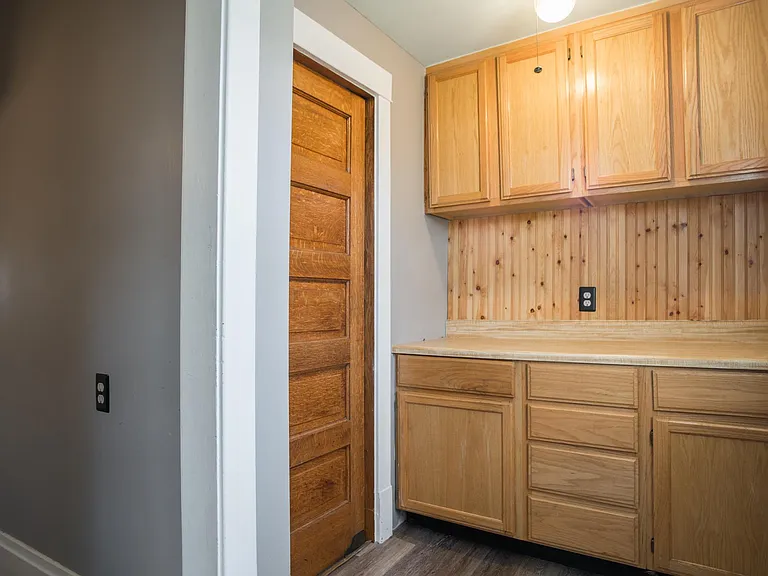 4228 Greenwood Pl — Photo 10
