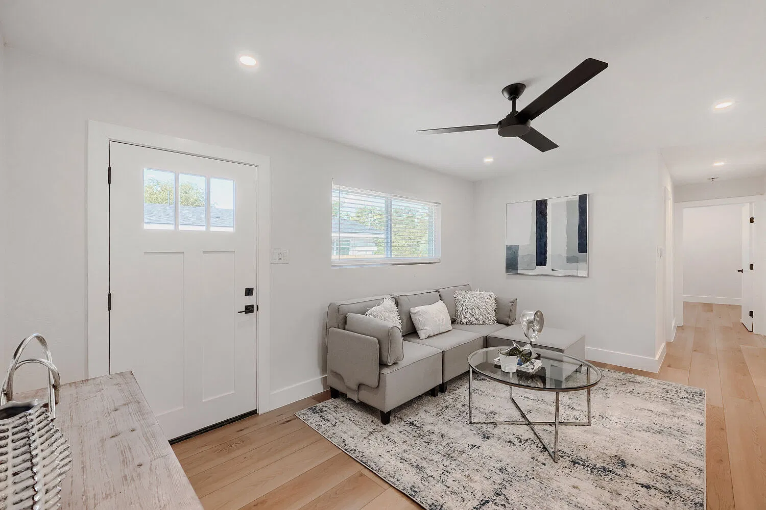 2 bed, 874 sqft, $1,995 — Photo 4