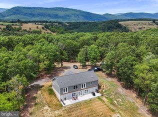 415 Afton Ln, Burlington, WV 26710