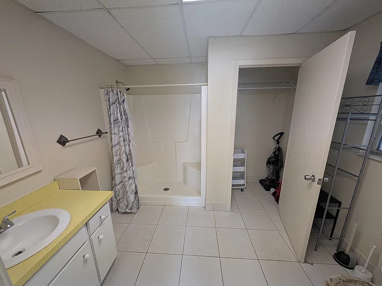 729 Myrtle Ave #729 — Photo 9