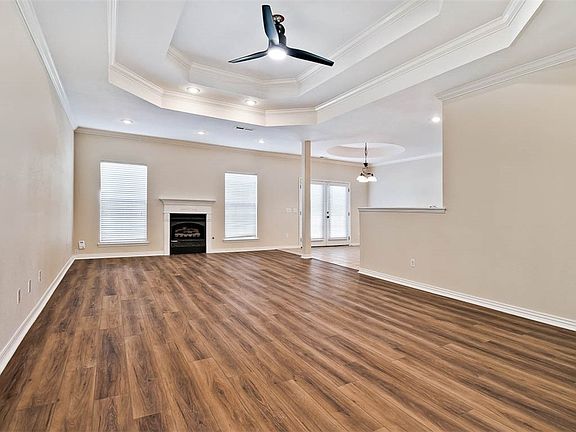 2nd image of 11127 Club House Pkwy