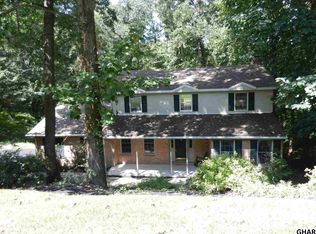 1521 Spring Hill Dr, Hummelstown, PA 17036