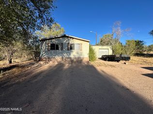 47047 8th St, Ash Fork, AZ 86320