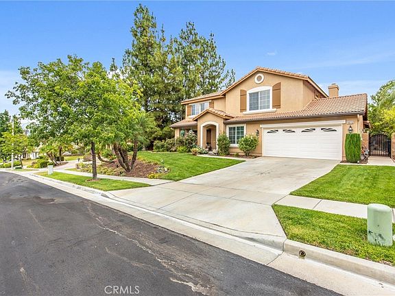 4th image of 4015 Belfry Cir