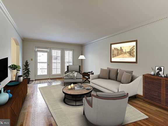 5th image of 15416 Manor Village Ln