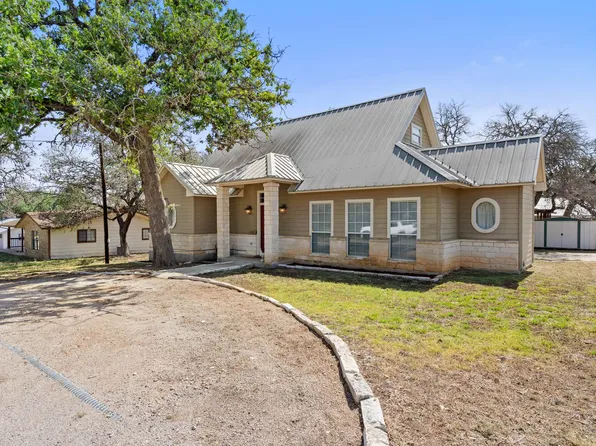 403 Ranchview Drive, Johnson City, TX 78636