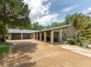 3273 Pioneer Point Rd, Galena, MO 65656