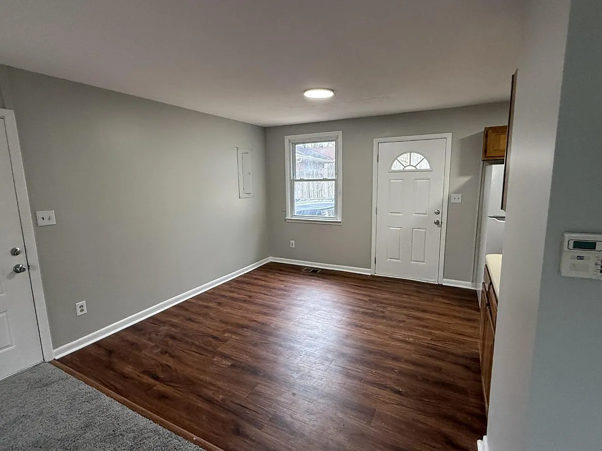 Property Photo - 103 Annette Dr