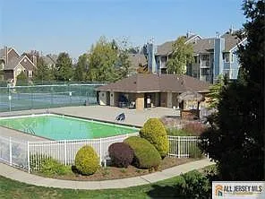 46 Lear Ct — Photo 9